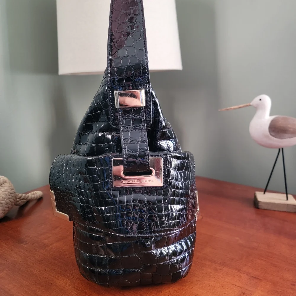 MICHAEL Michael Kors Croc Embossed Black Patent Leather Hobo Bag Y2K